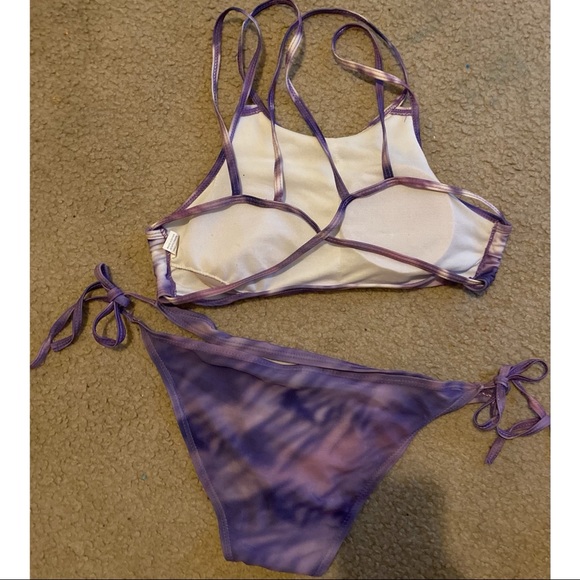 4/$20 Tie dye bikini - Picture 4 of 6